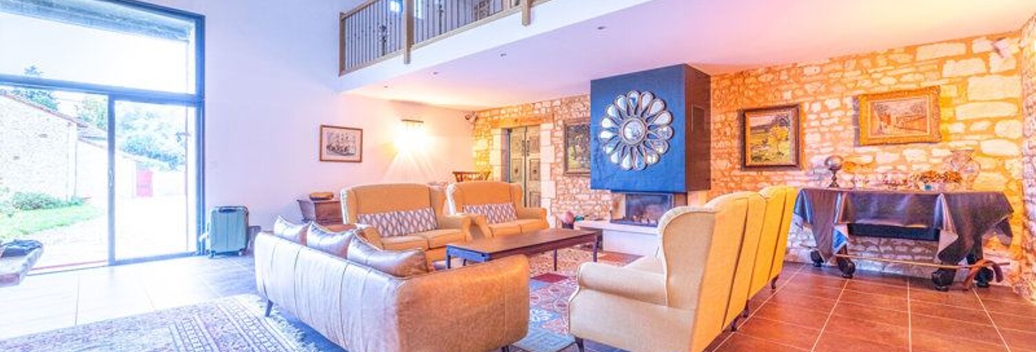 Maison 22 Pièces 418 m² à vendre à Clussais-la-Pommeraie (79190)