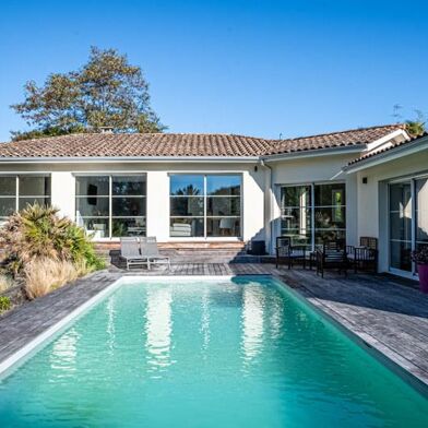 Maison 6 pièces 539552 €