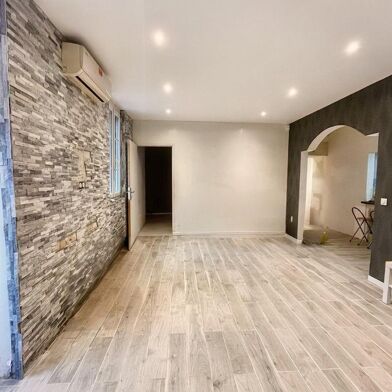 Appartement 4 pièces 275000 €