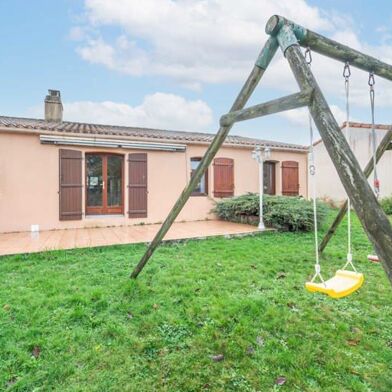 Maison 5 pièces 299894 €