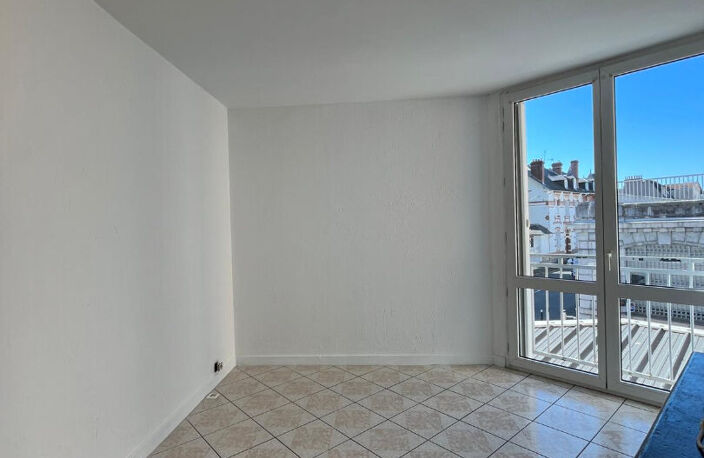 Bel appartement T4 avec balcon, loggia et cave ? Résidence sécurisée avec ascenseur — photo 3