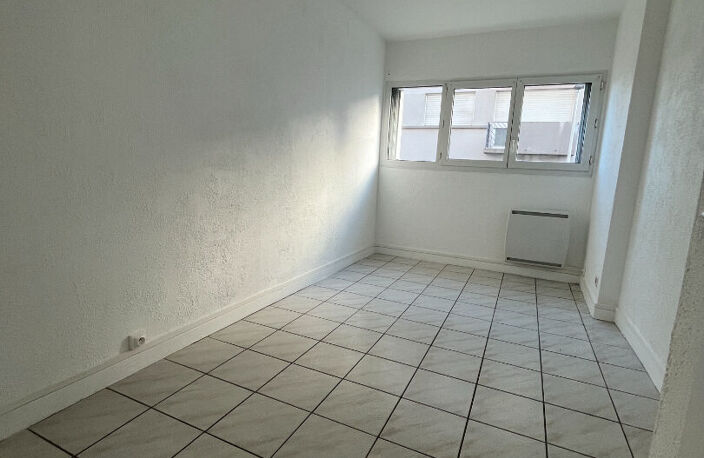 Bel appartement T4 avec balcon, loggia et cave ? Résidence sécurisée avec ascenseur — photo 5