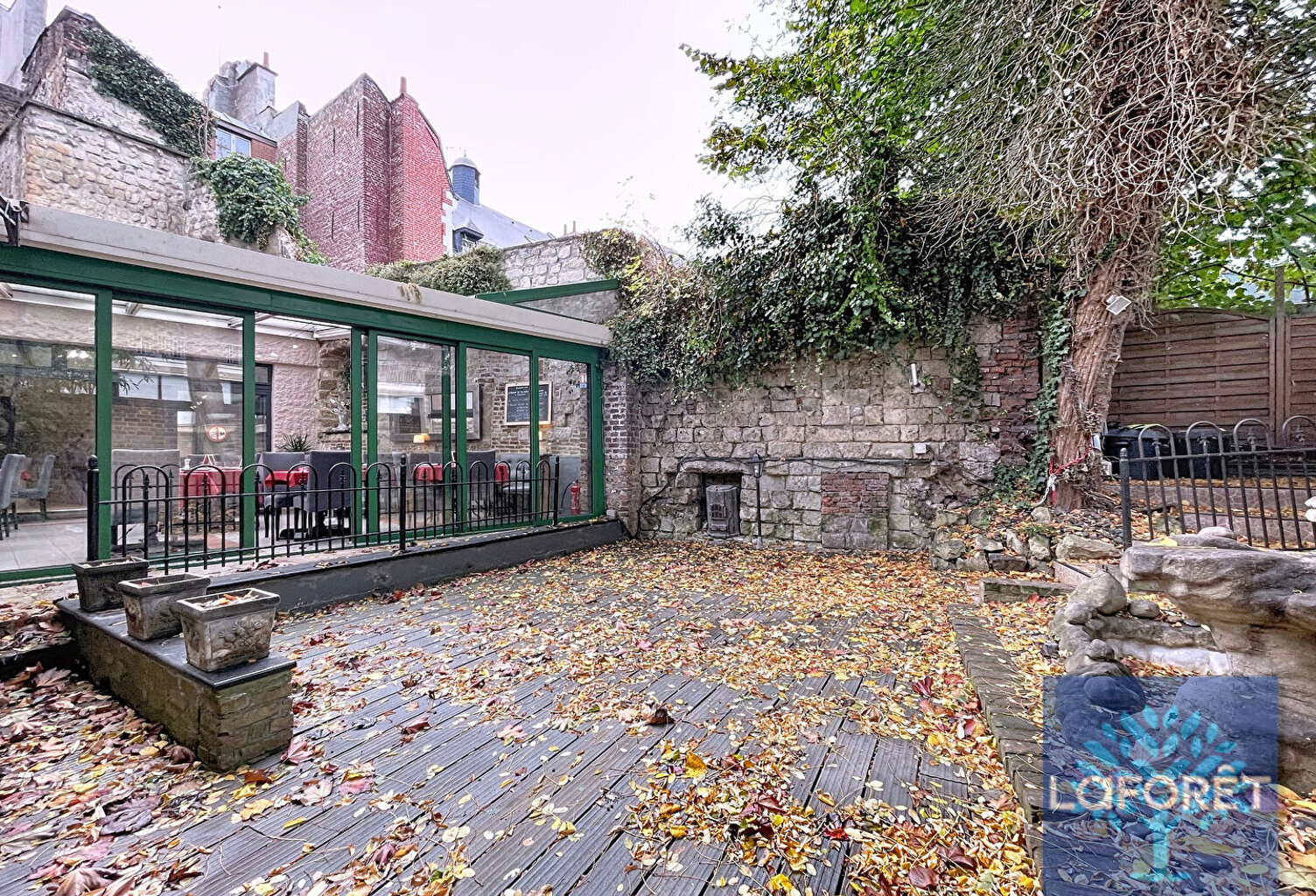 Fonds de commerce hypercentre restaurant licence III Terrasse privé Valenciennes — photo 1