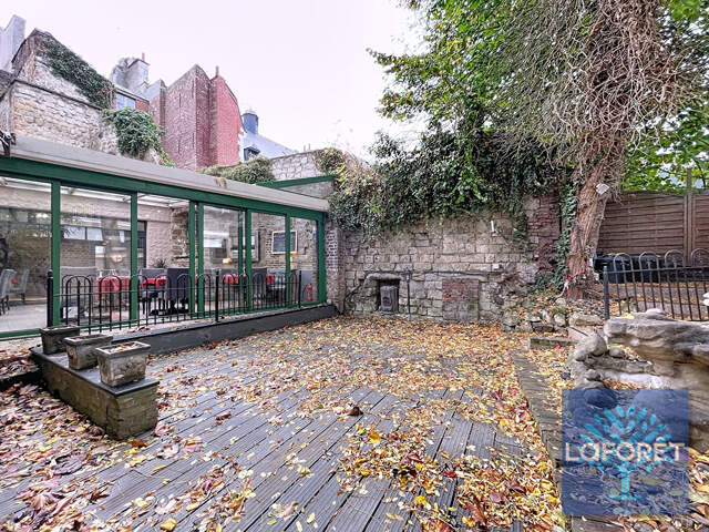 Fonds de commerce hypercentre restaurant licence III Terrasse privé Valenciennes — photo du bien