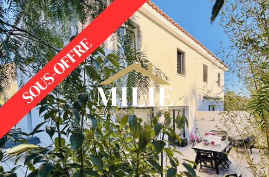 Villa / Maison  T4 à vendre Bandol 83150