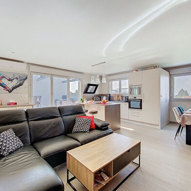 Appartement 4 pièces 314000 €