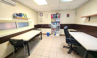 Commerce  56 m² à vendre à Marseille 4 (13004)