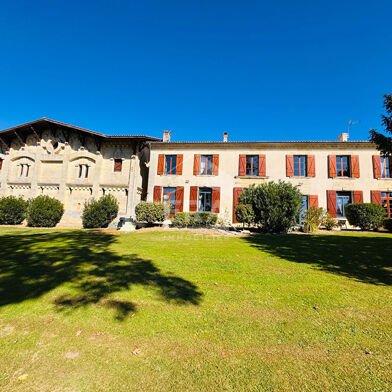 Maison 10 pièces 964000 €