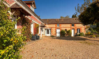 Maison 11 Pièces 261 m² à vendre à Chaumont-en-Vexin (60240)