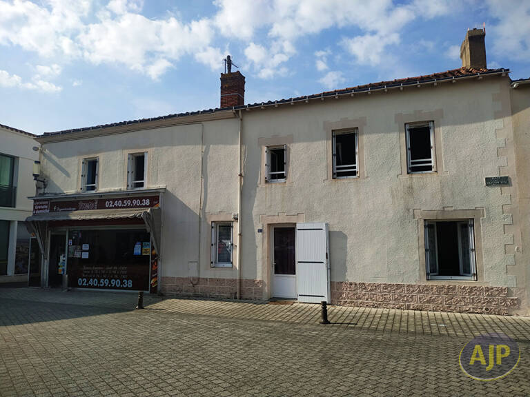 Immeuble Vieillevigne 10 pièces 181 m² — photo 1
