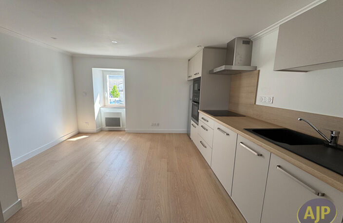 Immeuble Vieillevigne 10 pièces 181 m² — photo 3