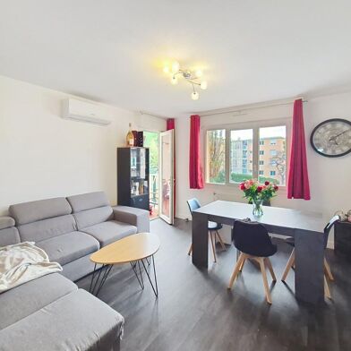 Appartement 4 pièces 265000 €