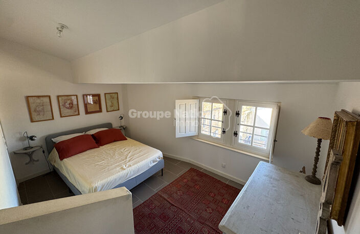 Appartement de charme avec terrasse dans un hôtel particulier — photo 3
