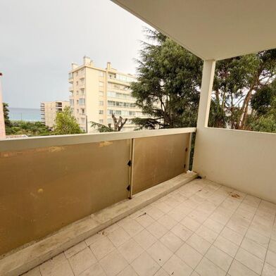 Appartement 1 pièces 180000 €