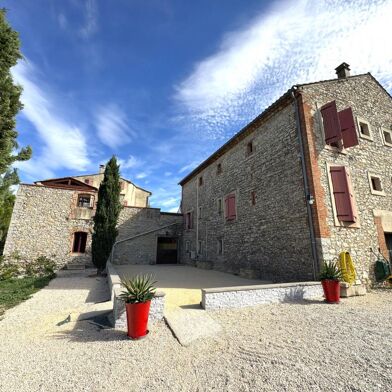 Maison 23 pièces 1595000 €