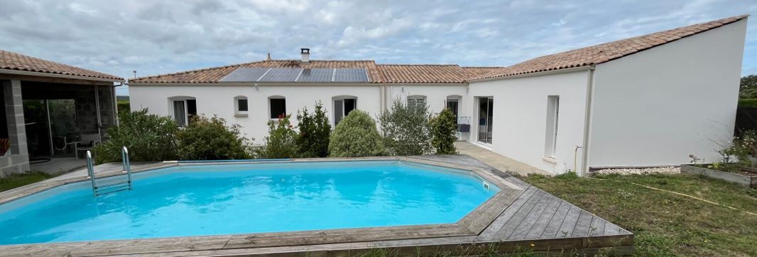 Maison 5 Pièces 172 m² à vendre à Étaules (17750)