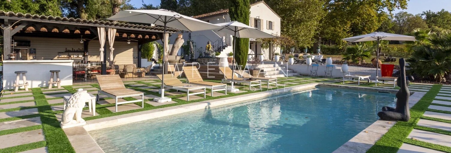 Maison 9 Pièces 300 m² à vendre à Les Arcs (83460)