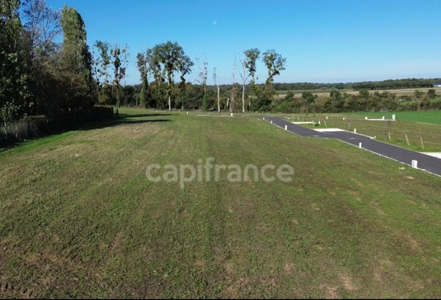 Terrain à vendre  ECOYEUX (17) — photo 1