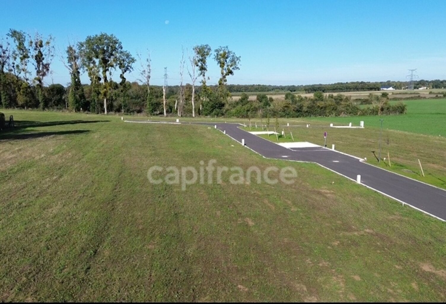 Terrain à vendre  ECOYEUX (17) — photo 1