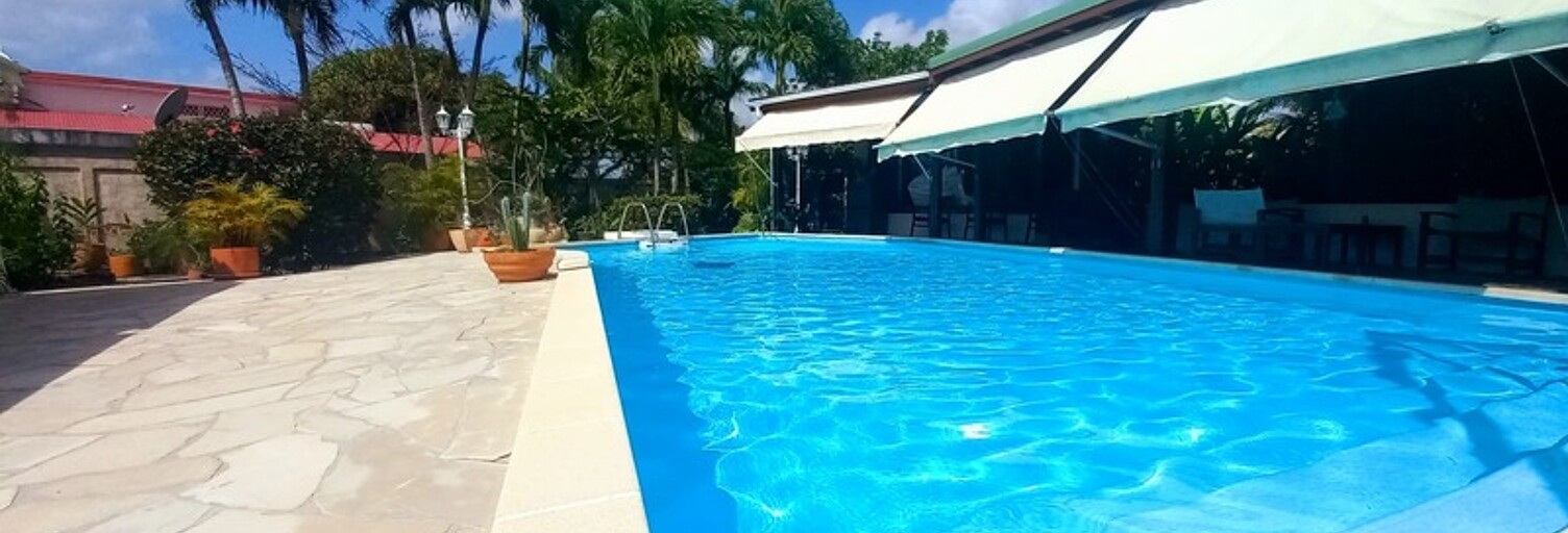 Maison 9 Pièces 238 m² à vendre à Baie-Mahault (97122)