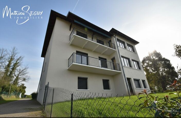 CHARBONNIERES LES BAINS (69) Appartement T2 de 45m² avec jardin de 84m² - Façade refaite 2025 et huisseries changées 2025 — photo 2