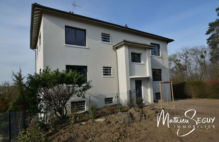 CHARBONNIERES LES BAINS (69) Appartement T2 de 45m² avec jardin de 84m² - Façade refaite 2025 et huisseries changées 2025 — photo 4
