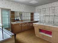 Maison spacieuse de 175 m2 au cœur du village de Montsalvy – Jardin non attenant possible — photo 3