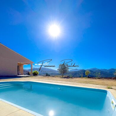 Maison 4 pièces 300000 €