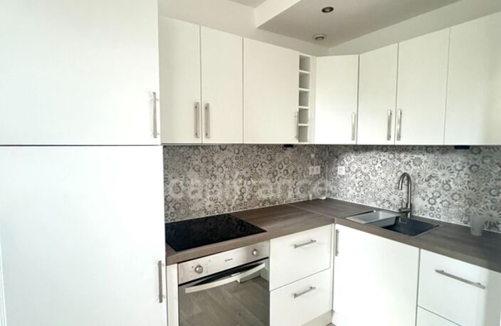 Appartement à vendre 2 pièces ROSNY SUR SEINE (78) - 2 places de parking - — photo 3