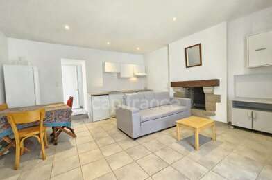 Immeuble  476100 €