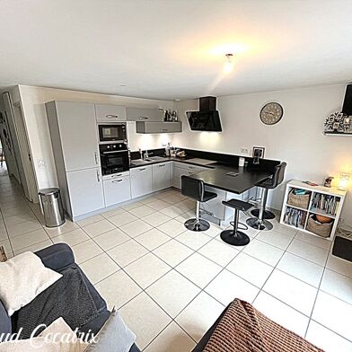 Appartement 3 pièces 274000 €