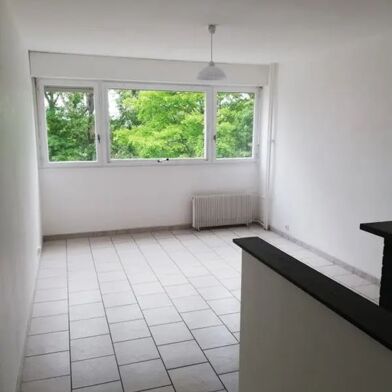Appartement 1 pièces 710 €