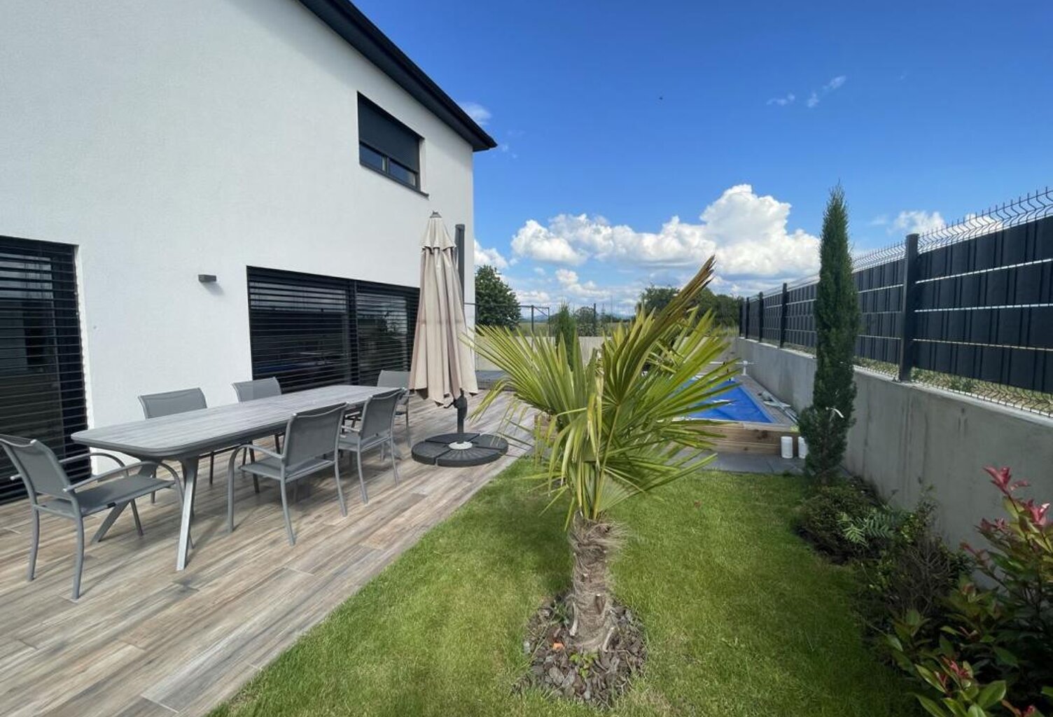 Maison - 115m ² — photo 1