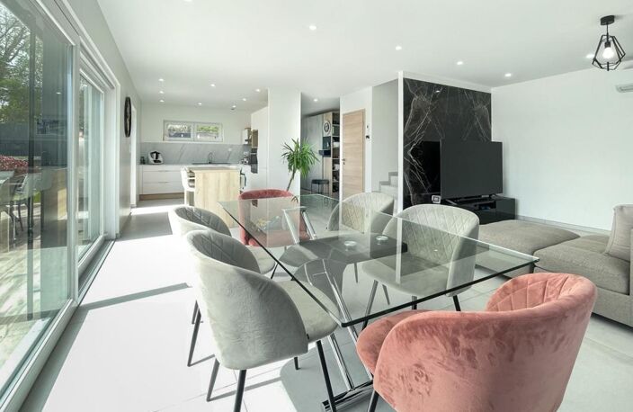 Maison - 115m ² — photo 3