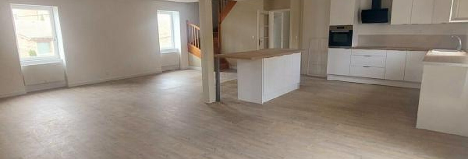 Maison 6 Pièces 175 m² à louer à Saint-Julien (69640)