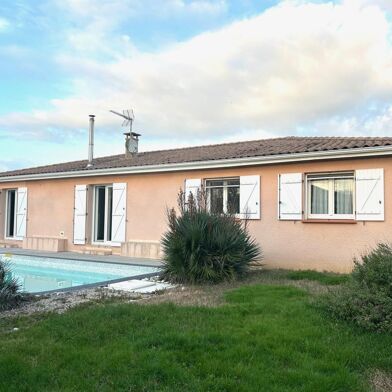 Maison 5 pièces 250900 €