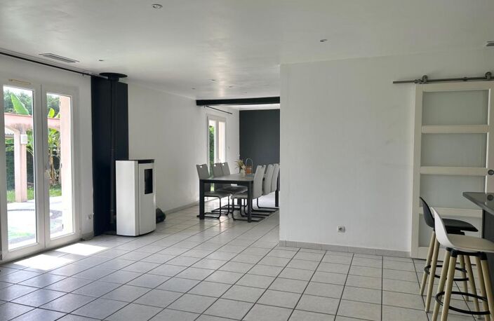 Maison T5 avec piscine — photo 5