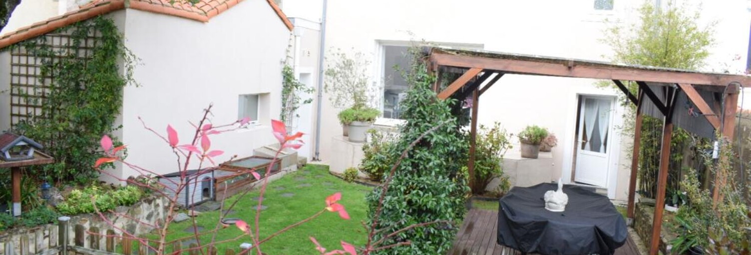 Maison 9 Pièces 242 m² à vendre à Les Sables-d'Olonne (85100)