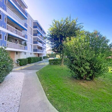 Appartement 4 pièces 102600 €