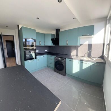 Appartement 3 pièces 750 €