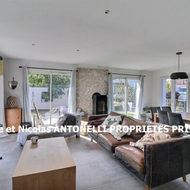 Maison 6 pièces 385000 €