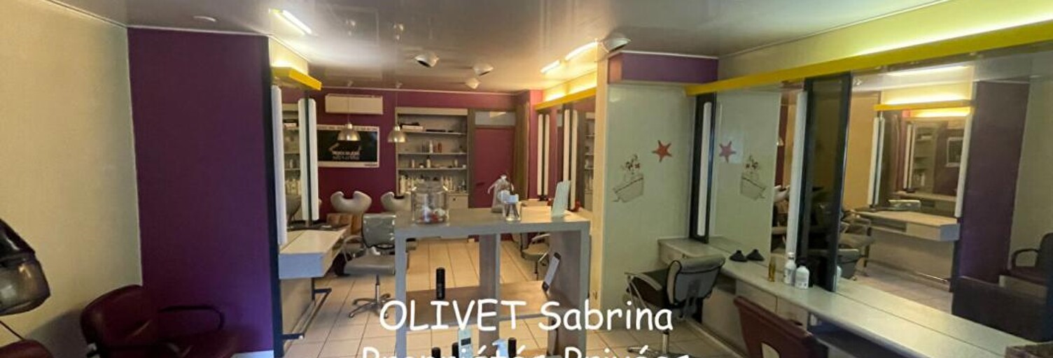 Immeuble  72 m² à vendre à Grand-Couronne (76530)