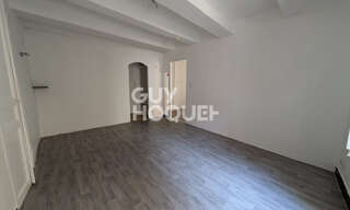 Appartement 1 Pièce 34 m² à louer à Vins-sur-Caramy (83170)