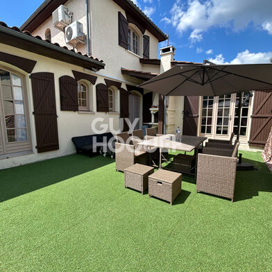 Maison 7 pièces 309000 €