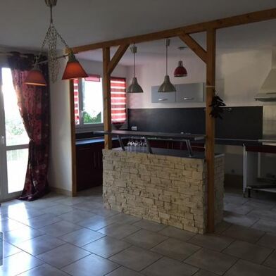 Appartement 3 pièces 670 €