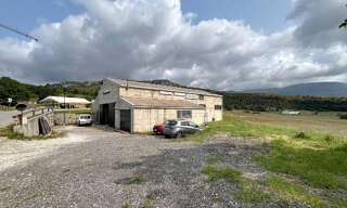 Commerce 1 Pièce 364 m² à vendre à Peyroules (04120)