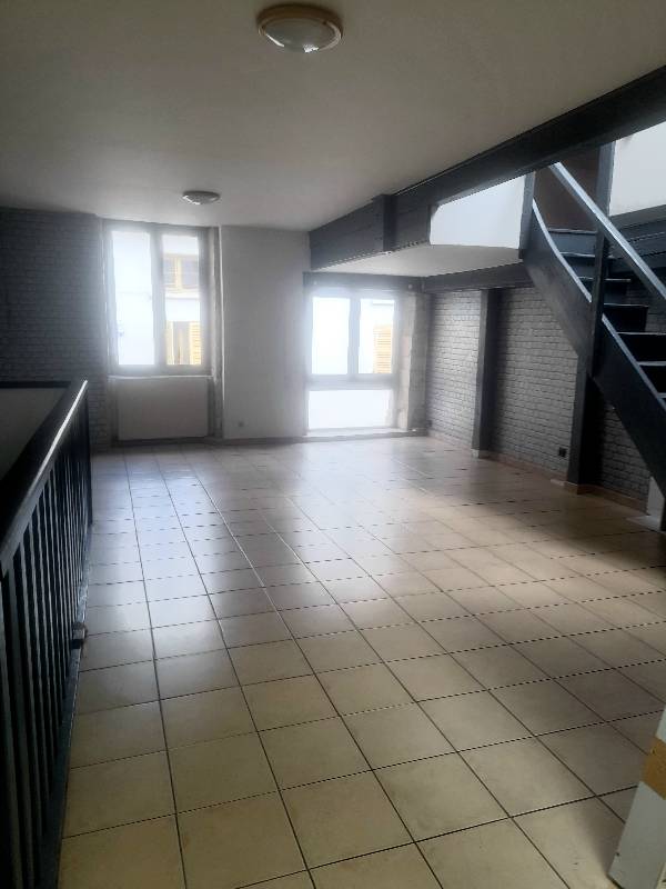 Location Maison 110 m² à Trévoux 901 ¤ CC /mois