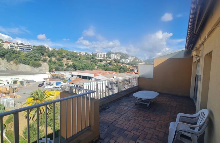 4 PIECES 110M² DERNIER ETAGE TERRASSE — photo 3