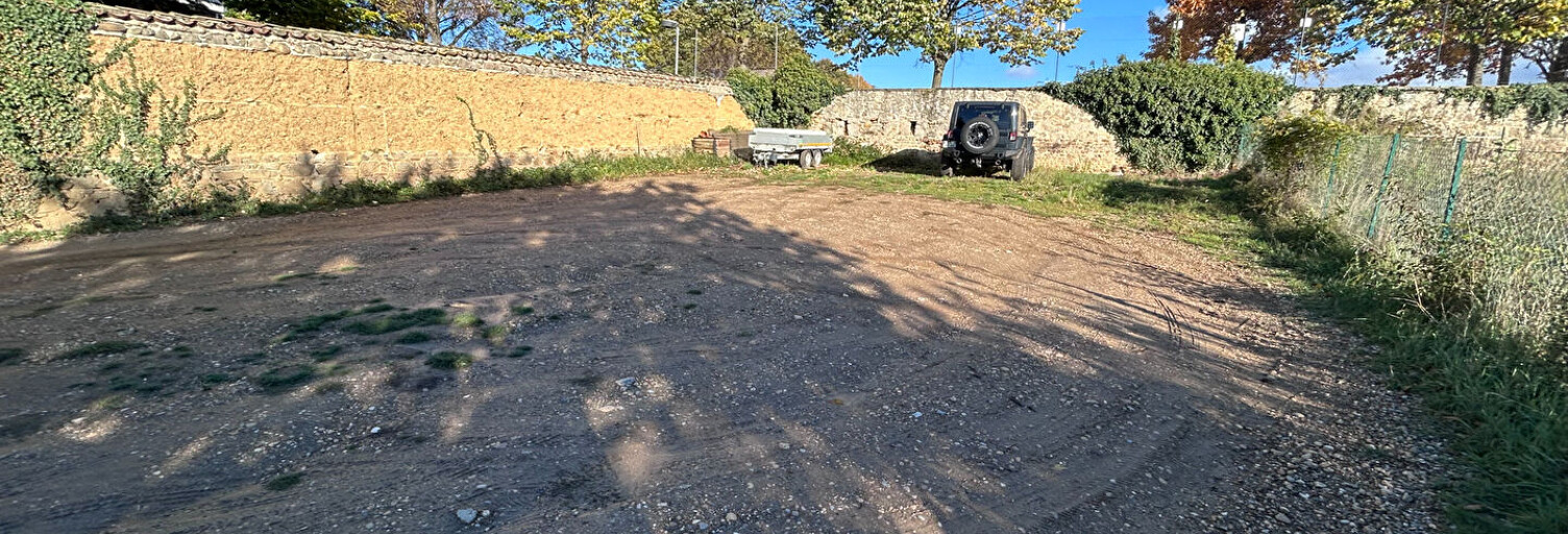 Terrain  406 m² à vendre à Saint-Genis-Laval (69230)