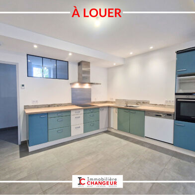 Maison 5 pièces 1090 €